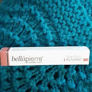 New bella'pierre cosmetics super gloss RUNWAY